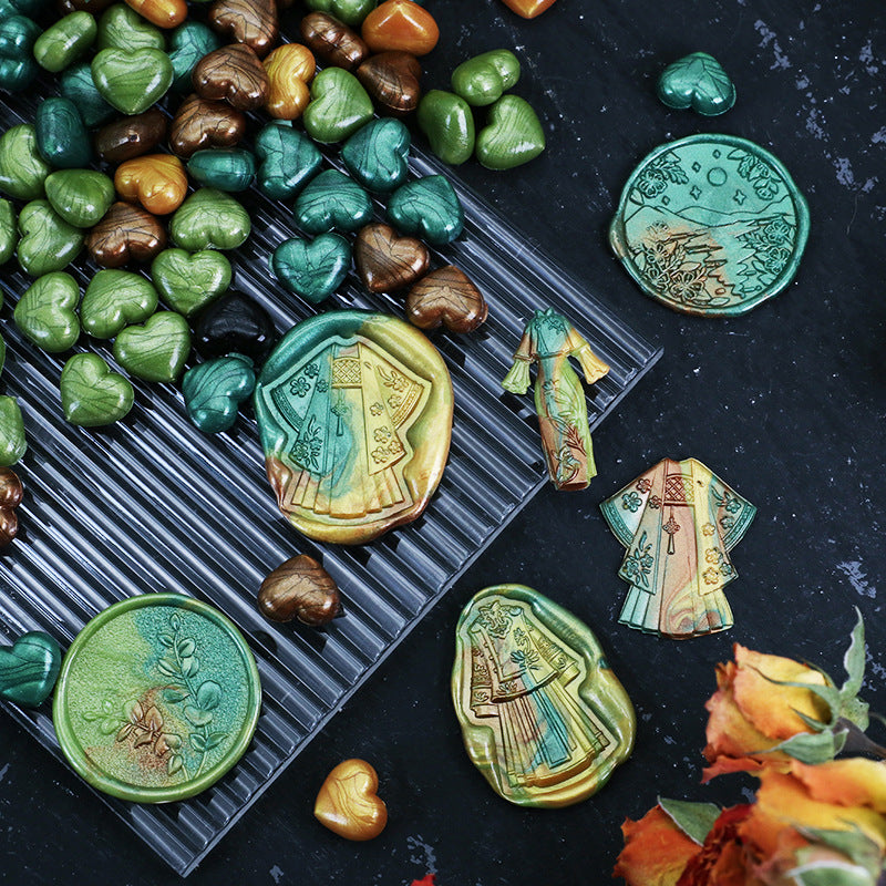 Colorful Heart-Shaped Fire Paint Wax Grain - ViktaShop