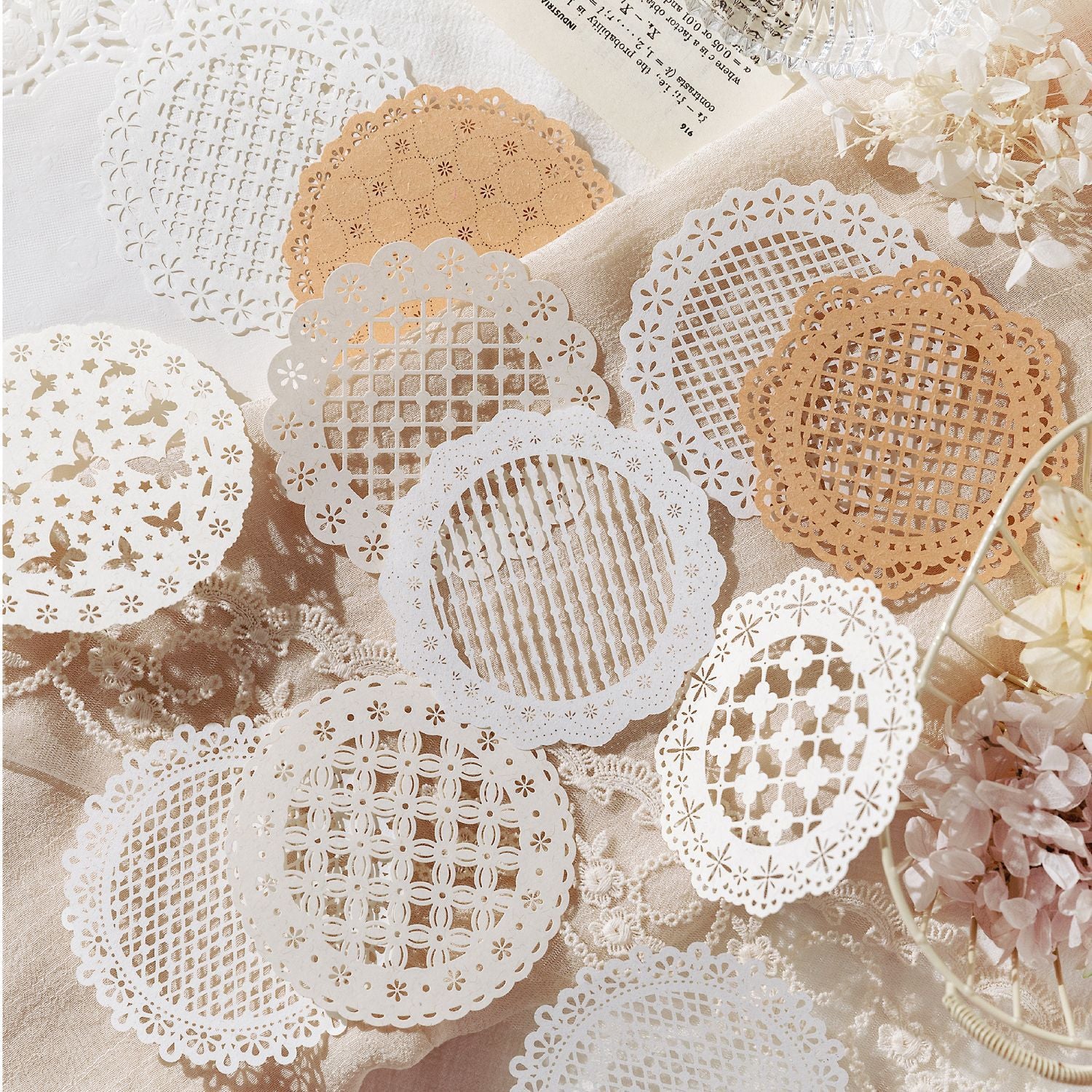Lace Paper INS Material Decoration Base, 10 Pcs - ViktaShop