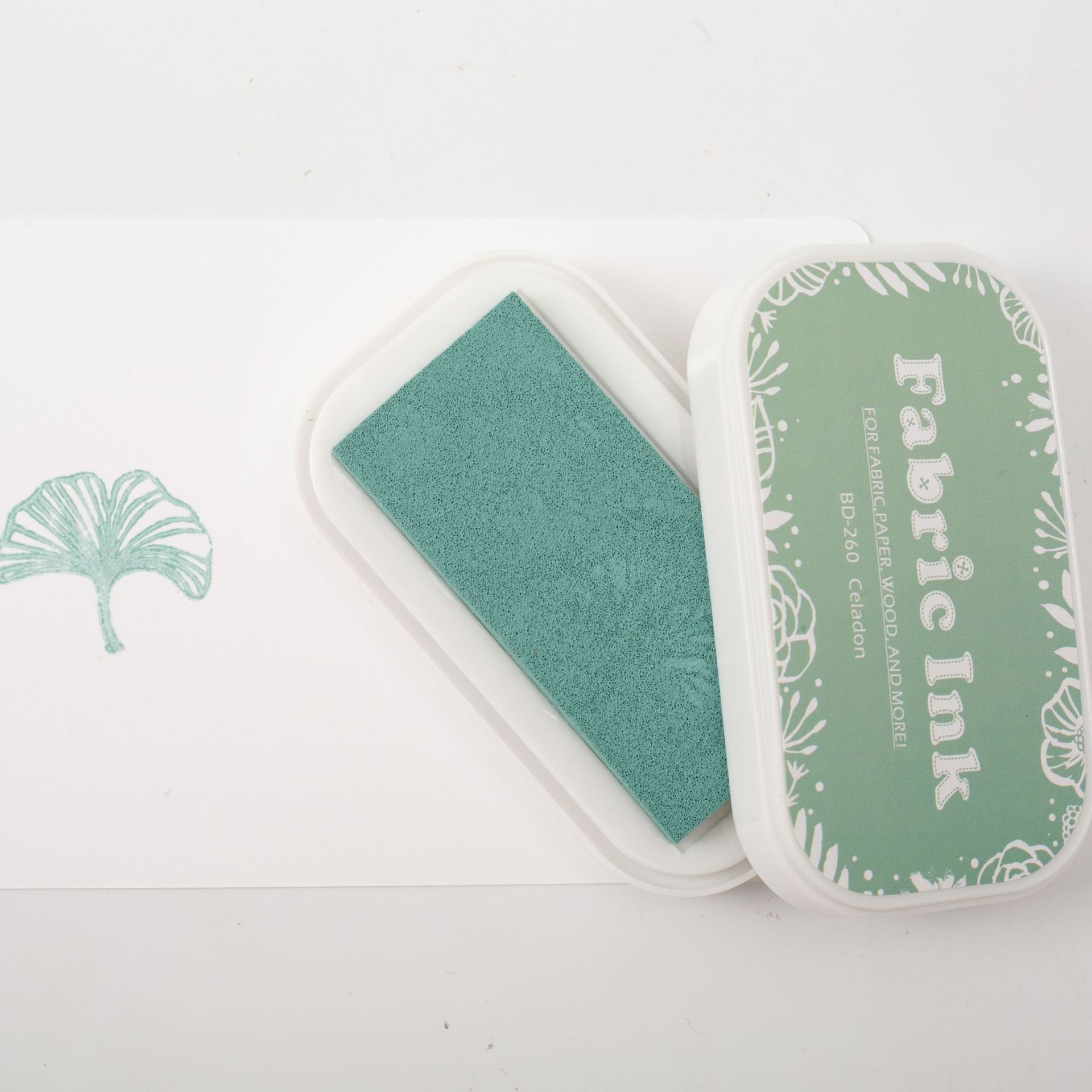Retro BD Cloth Ink Pad Box, Multi-Use Sponge Printing Table - ViktaShop