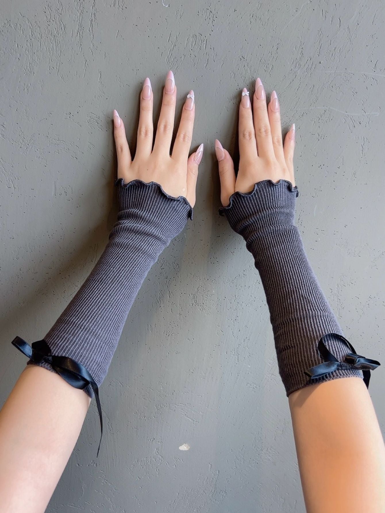 Korean Style Knitted Arm Sleeve, Bow Detail - ViktaShop