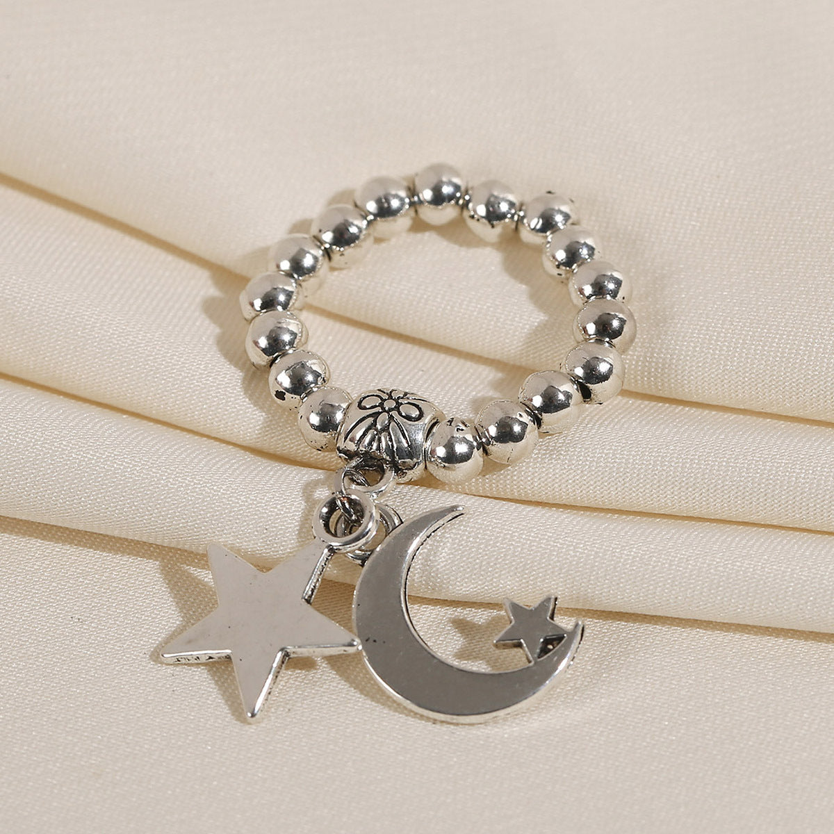 Retro Silver Lucky Beads Ring – Elastic - ViktaShop