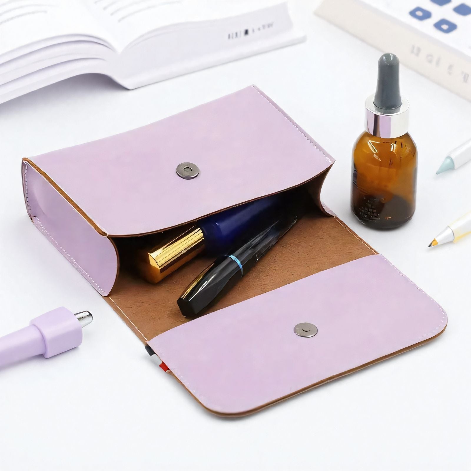 Fashion Large Capacity Leather Cosmetic Bag – Scrapbook Tool Organizer - ViktaShop