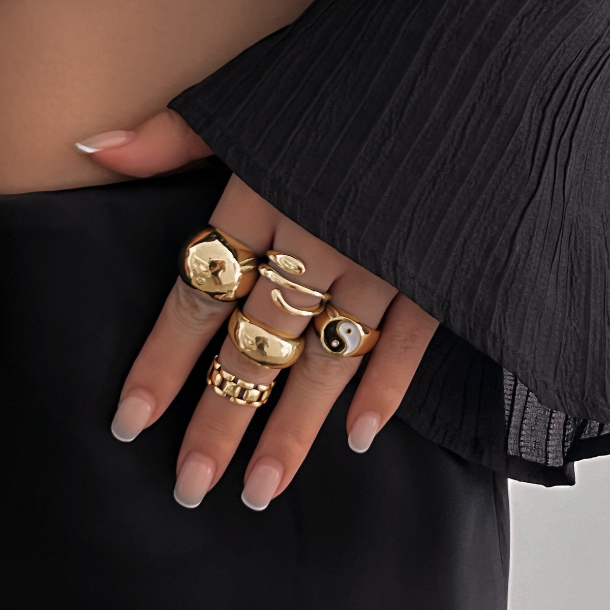 Vintage Minimalist Glossy Chunky Ring, 16 Options - ViktaShop