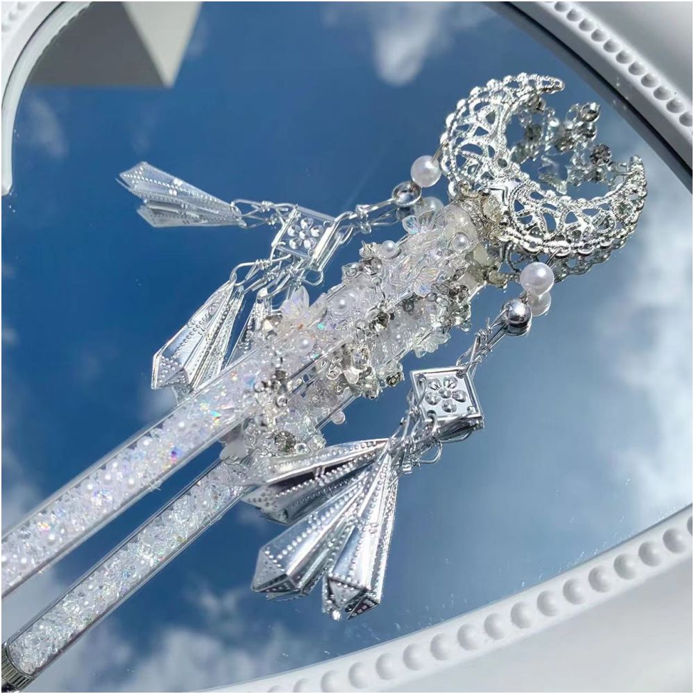 White Moonlight Pen knife image 3