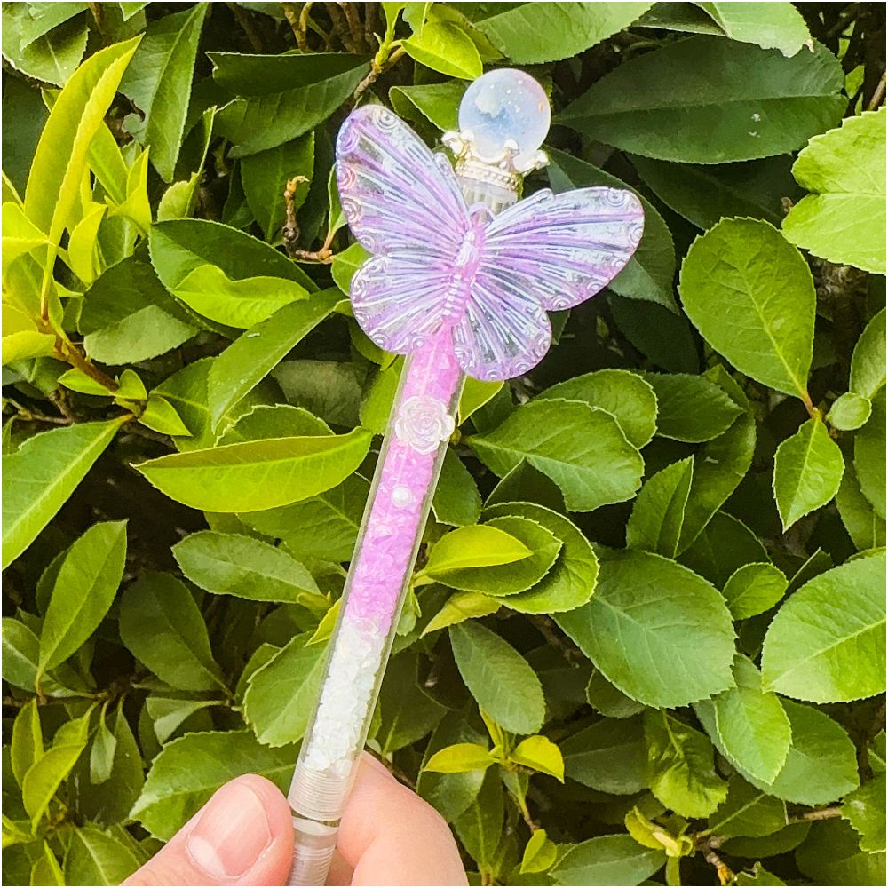 Handmaid art pen paper knife