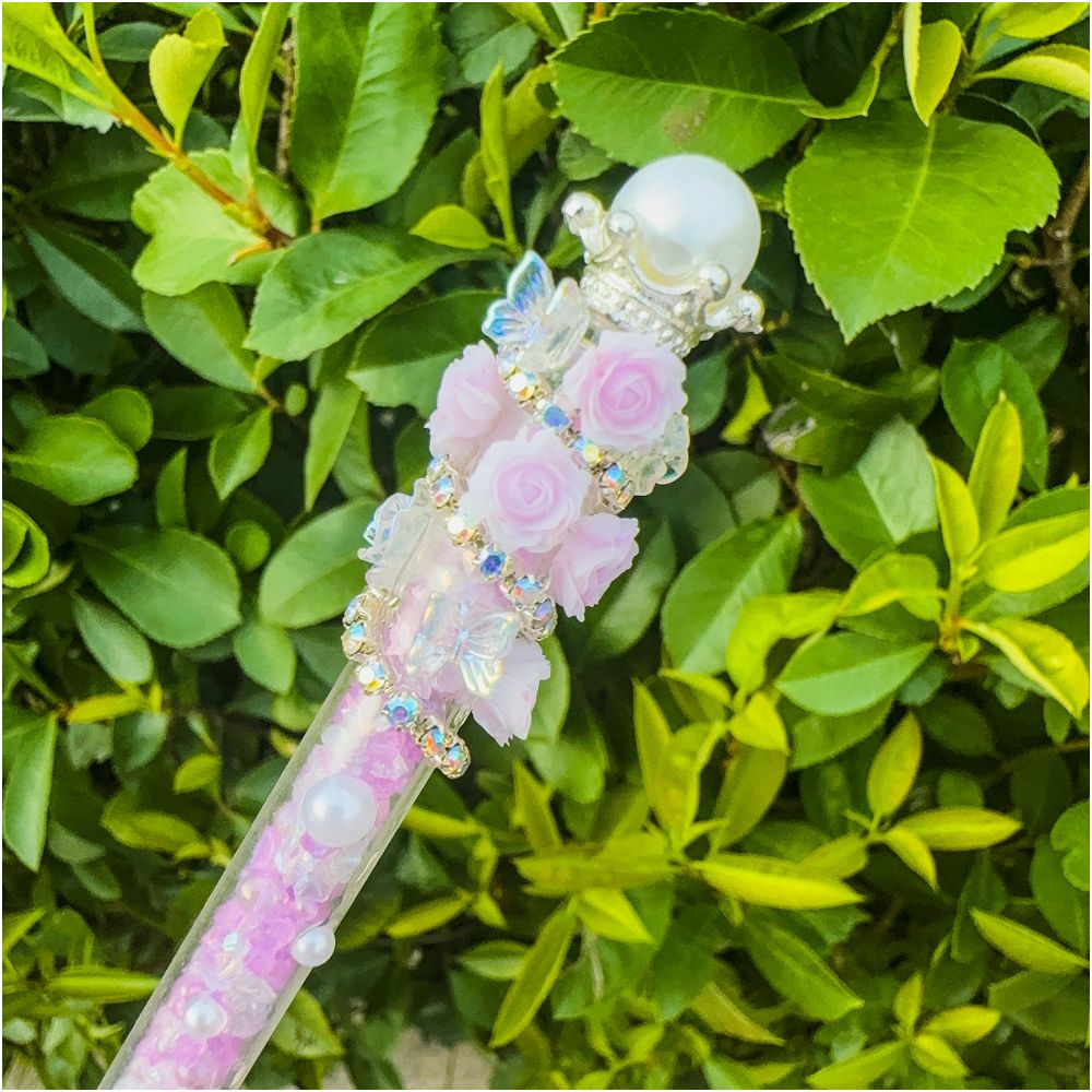 Handmaid art pen paper knife