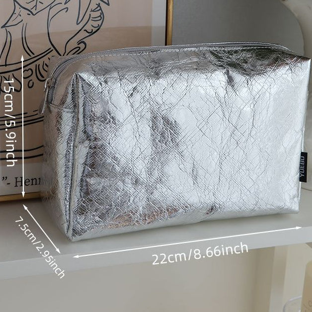 Minimalist and stylish large capacity storage bag 22cm x 15cm