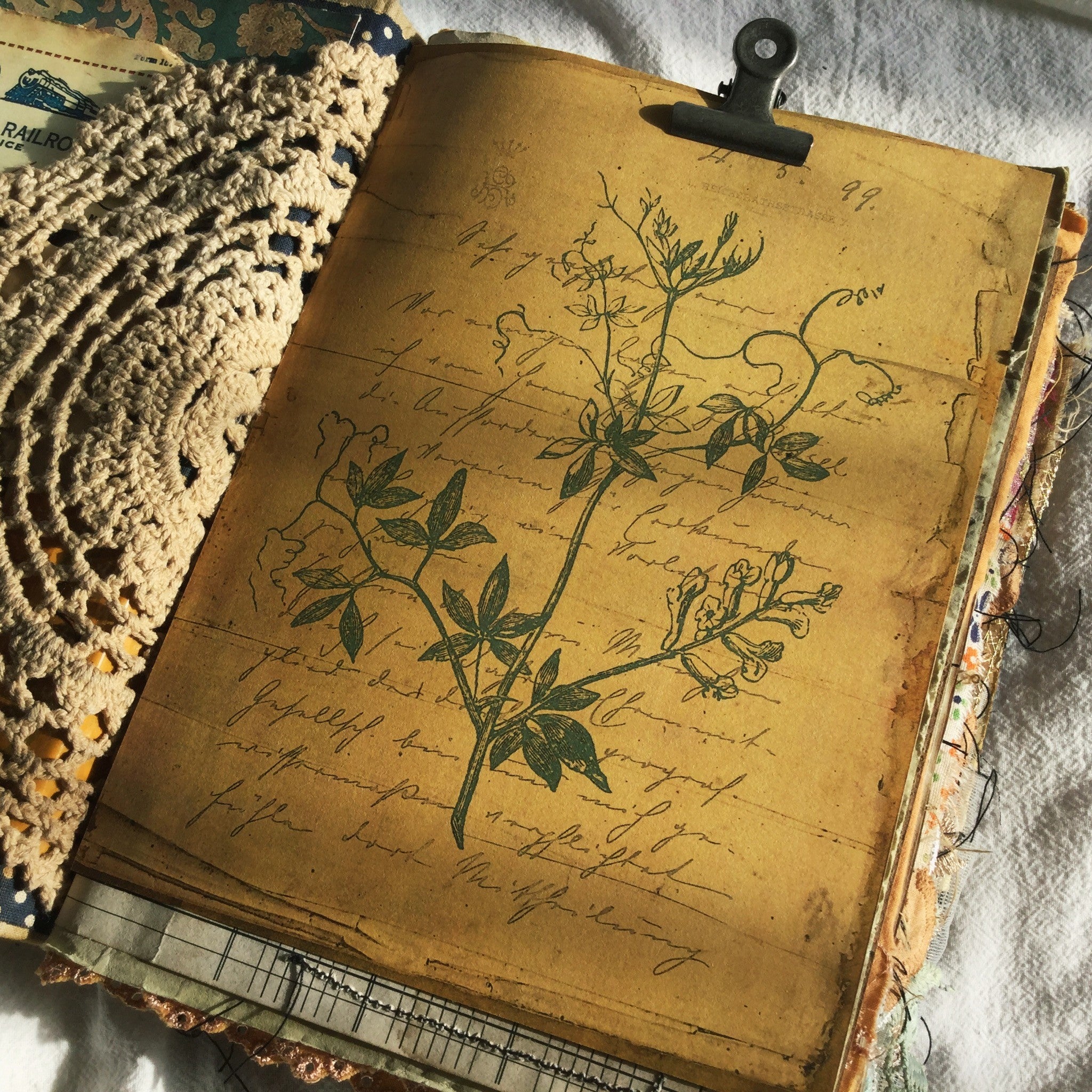 Retro Handbag Background Vintage Paper 19 cm / 14.5 cm 8 sheets - ViktaShop