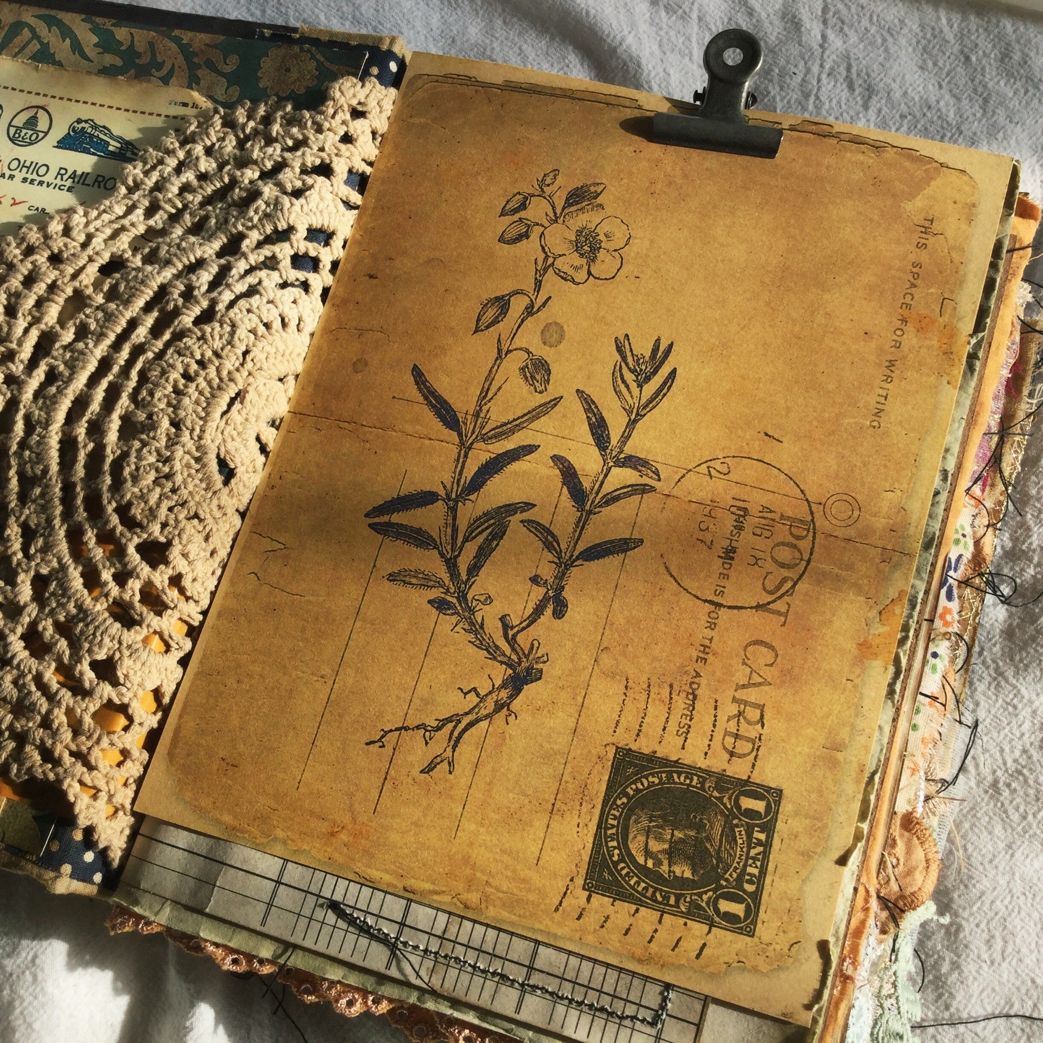 Retro Handbag Background Vintage Paper 19 cm / 14.5 cm 8 sheets - ViktaShop