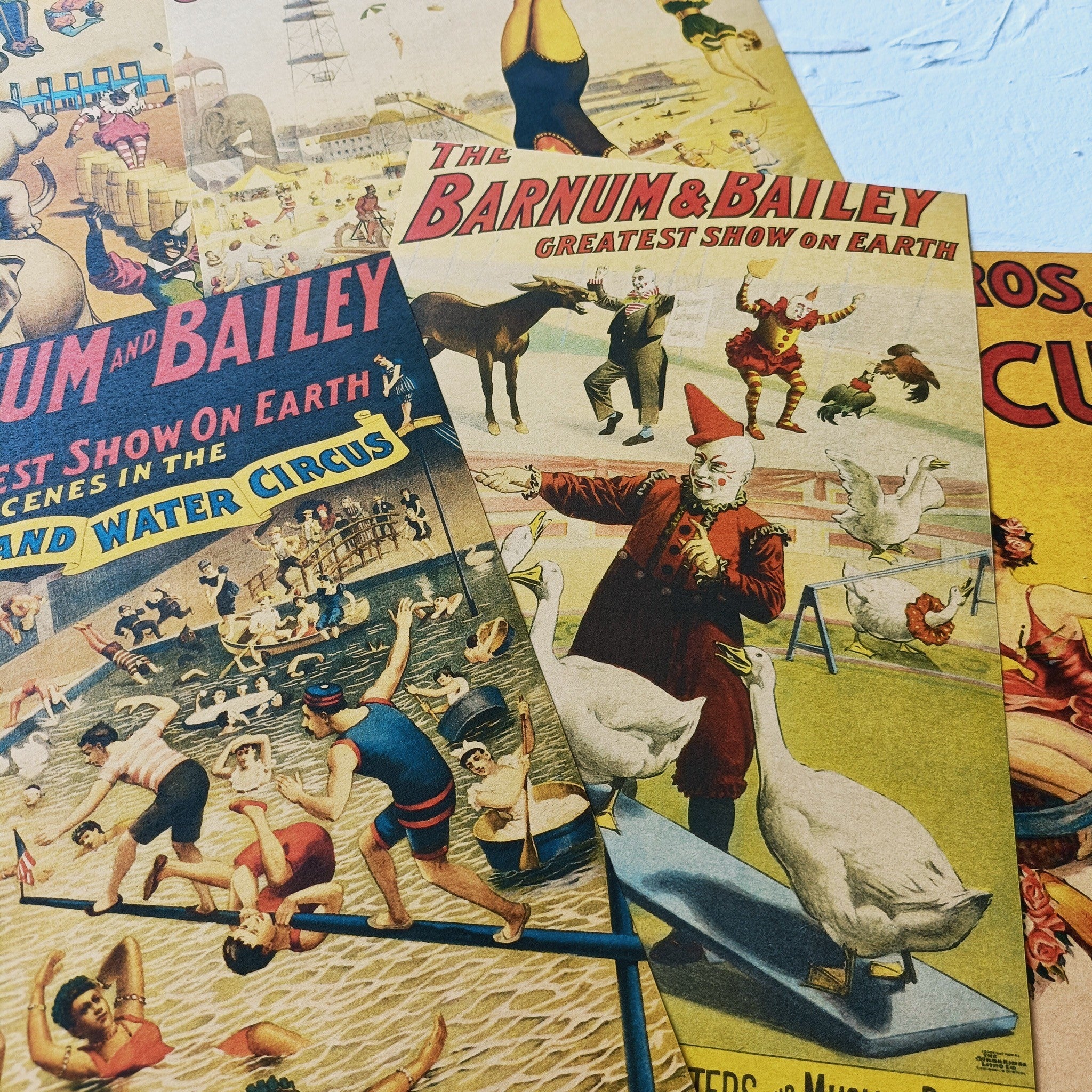 Retro Circus Background Paper A5 12 Sheets - ViktaShop