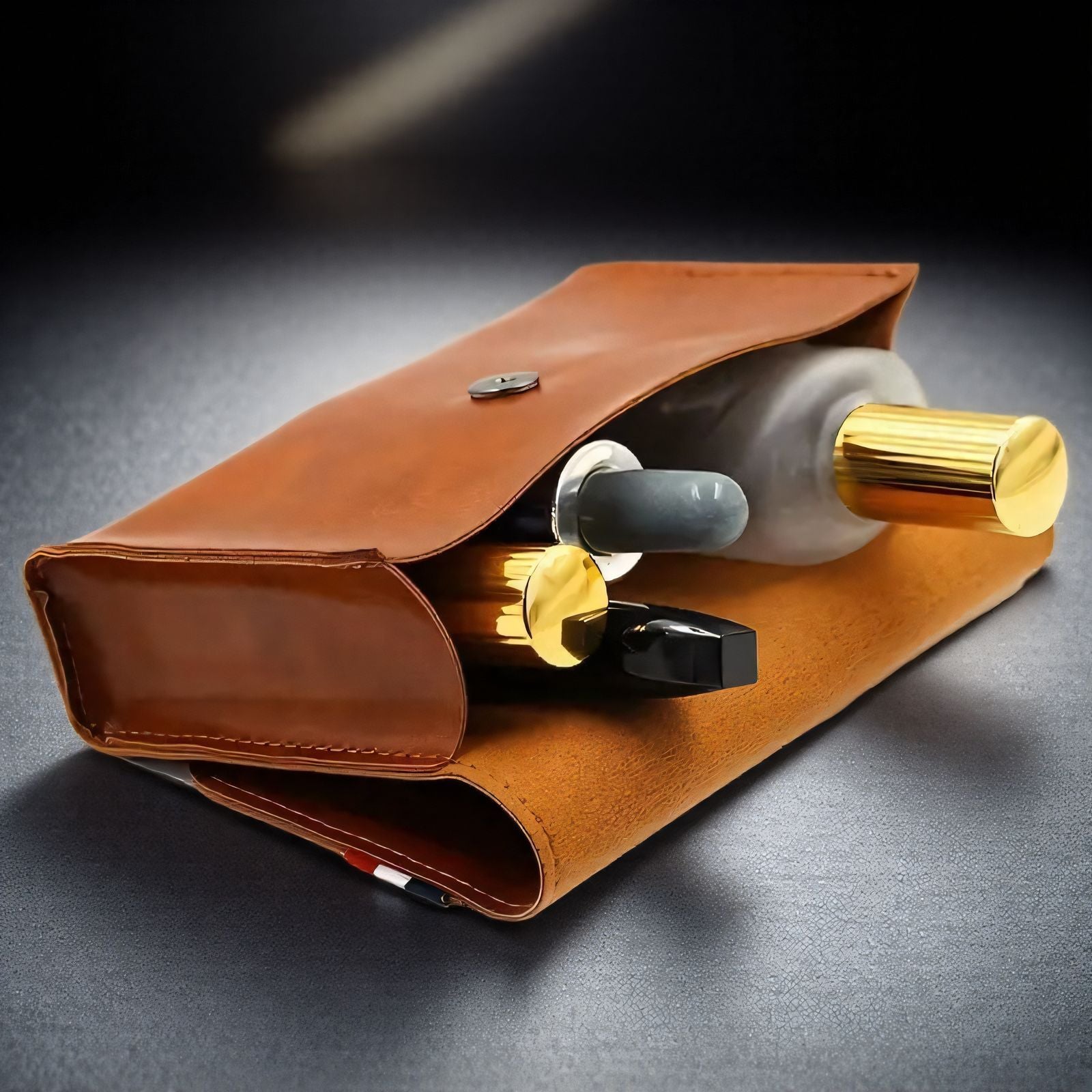 Fashion Large Capacity Leather Cosmetic Bag – Scrapbook Tool Organizer - ViktaShop