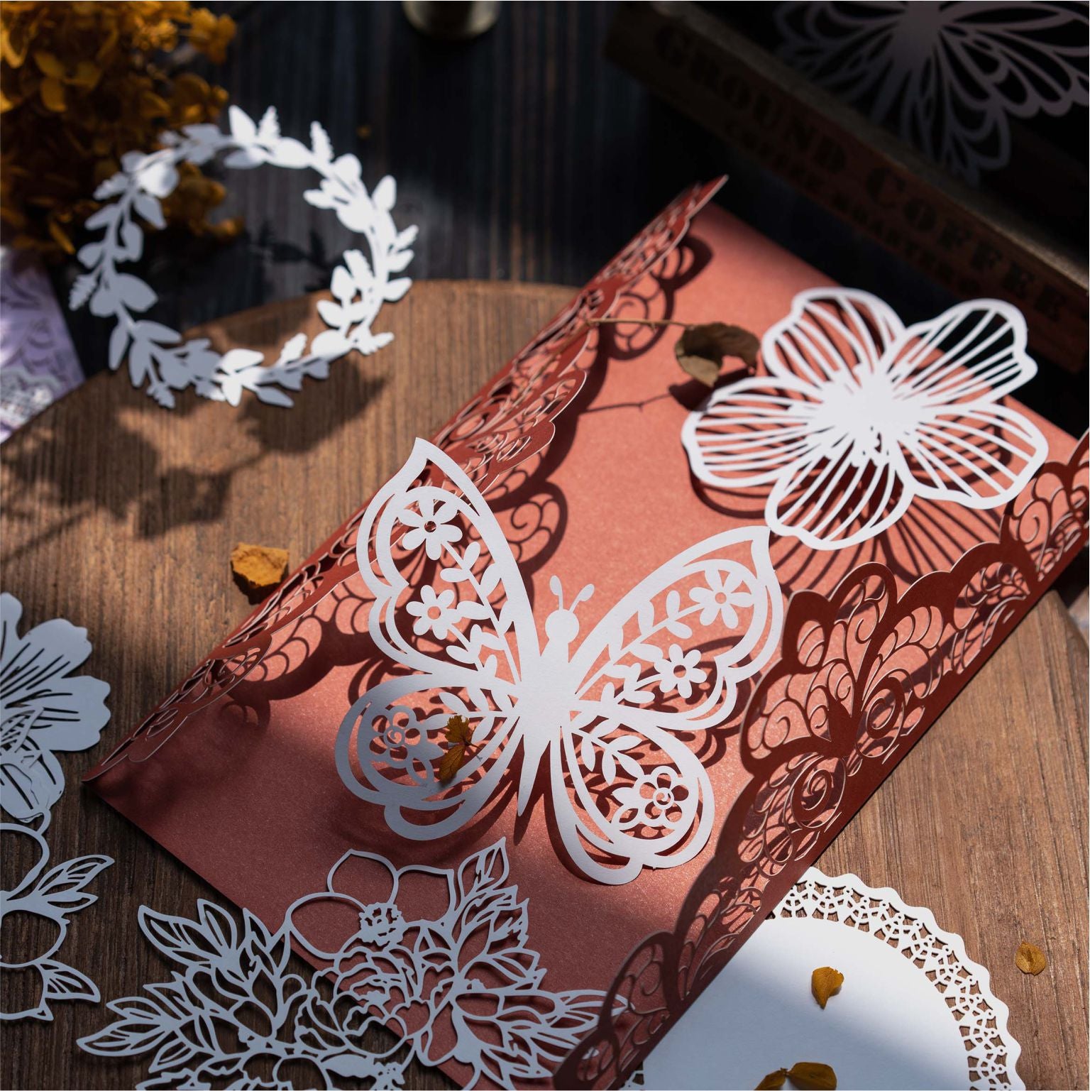 Dream Dance Romantic Lace Paper – Retro Hollow Pattern, 10 Pcs - ViktaShop
