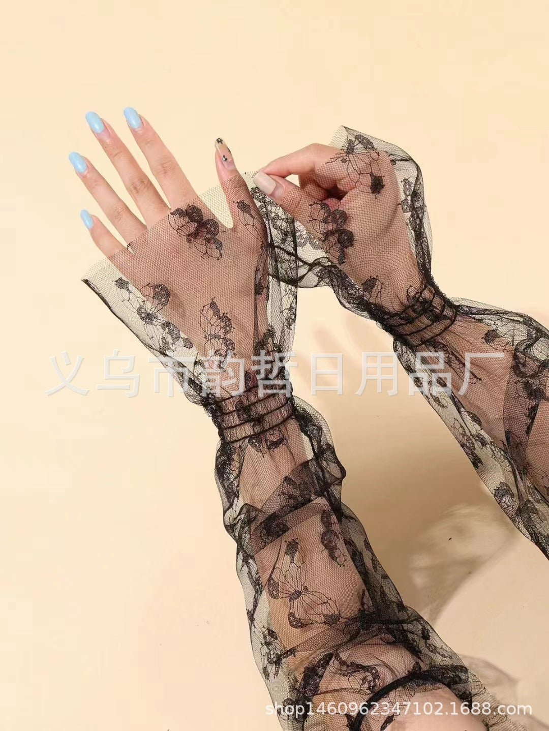 Summer Lace Sleeve, Wave Point Design - ViktaShop