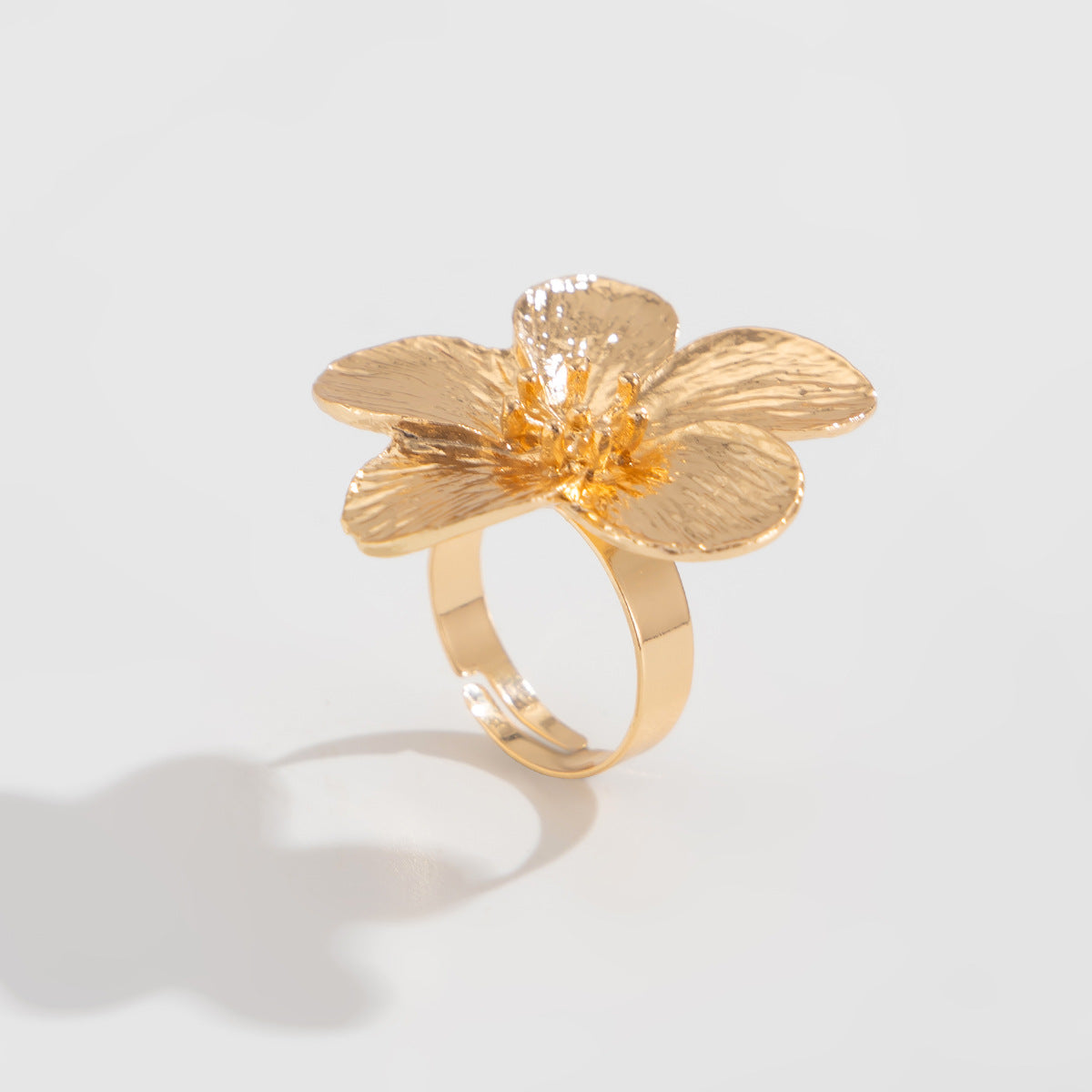 Liquid Metal Geometric Flower Ring, Irregular Hollow Design - ViktaShop