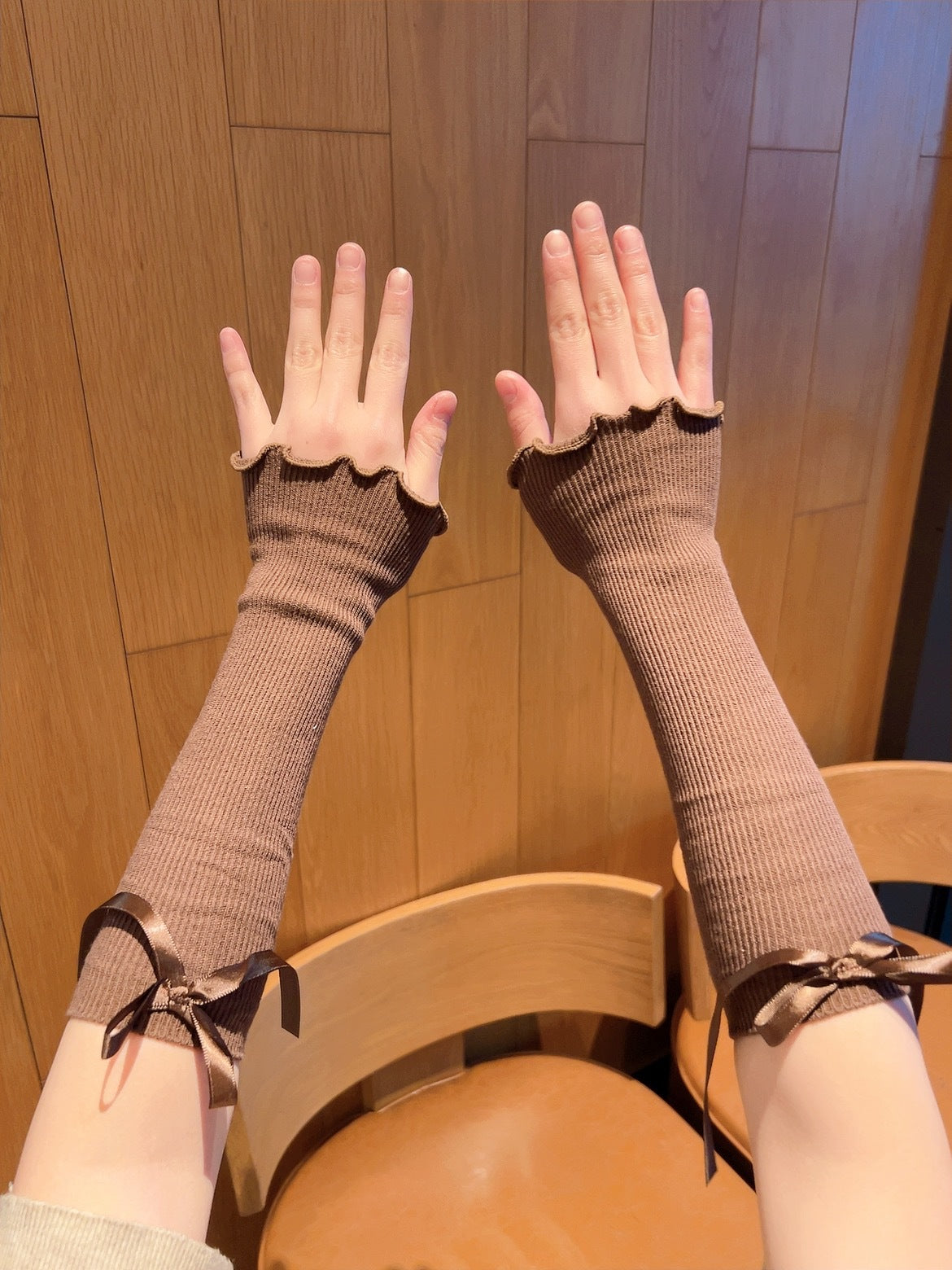 Korean Style Knitted Arm Sleeve, Bow Detail - ViktaShop