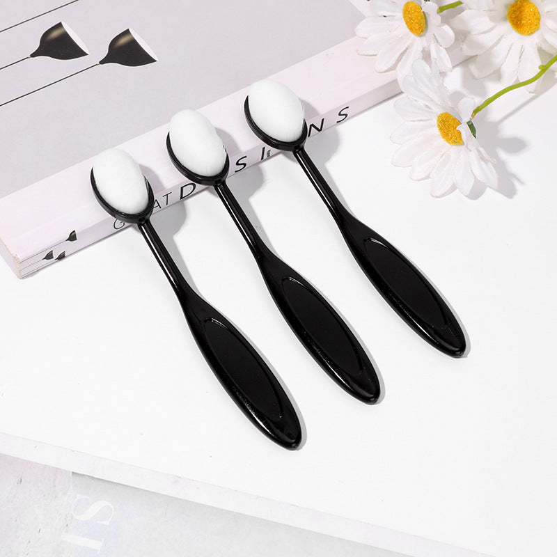 Cream brush