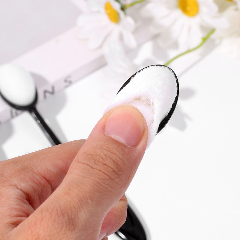 Cream brush