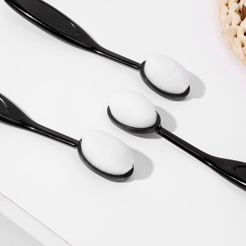 Cream brush