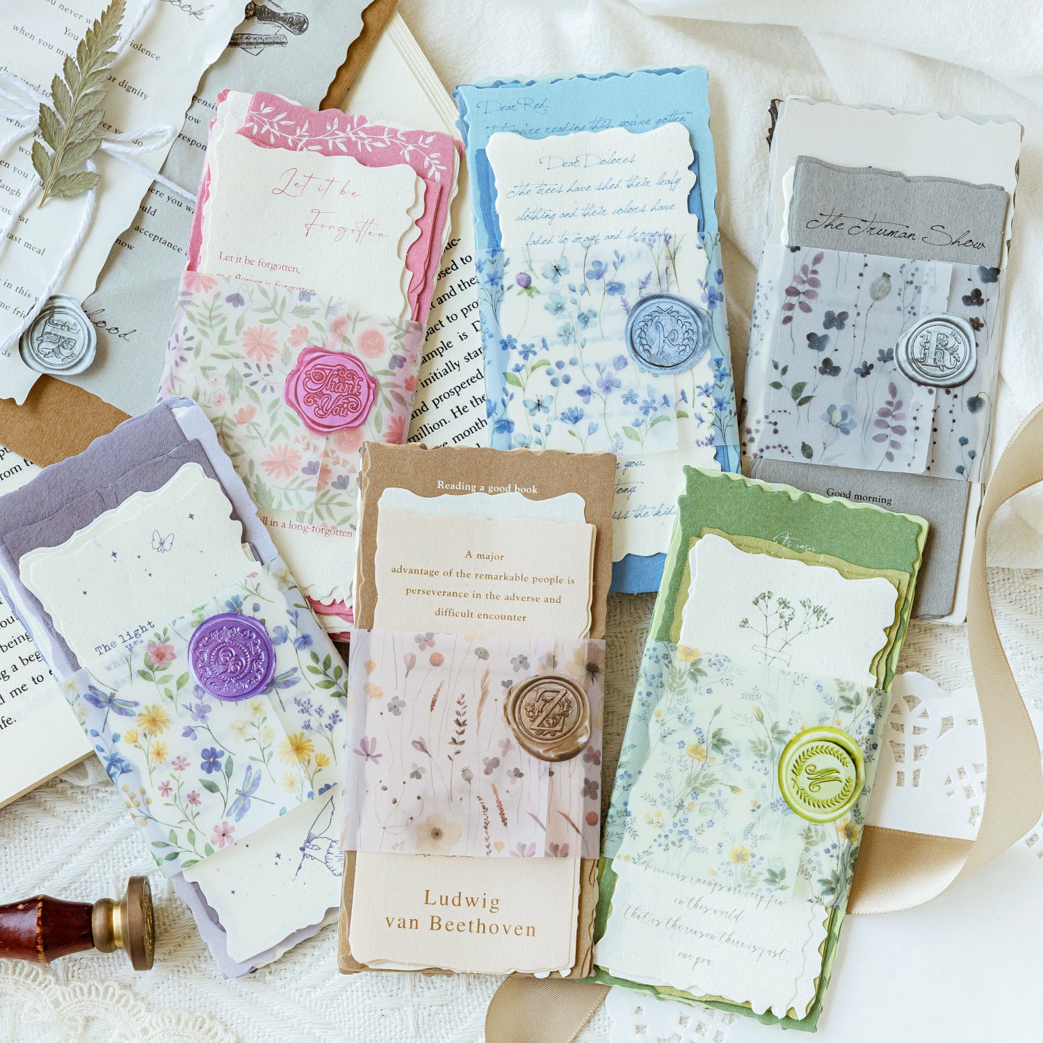 Paper Poetry Series - Retro Art Collage Material Paper, 30 Sheets - ViktaShop