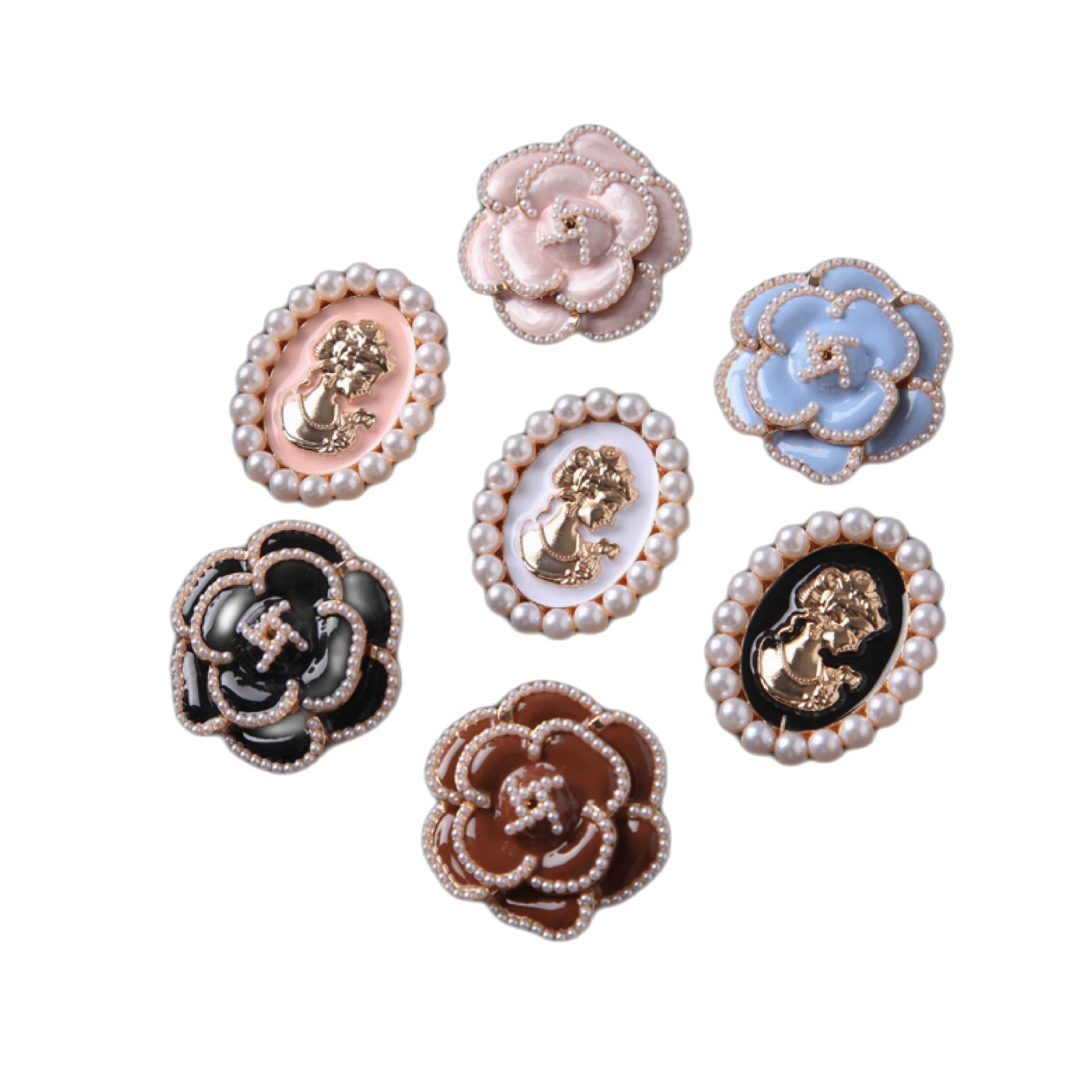 Camellia Metal Notebook Clip – Vintage DIY Accessory - ViktaShop