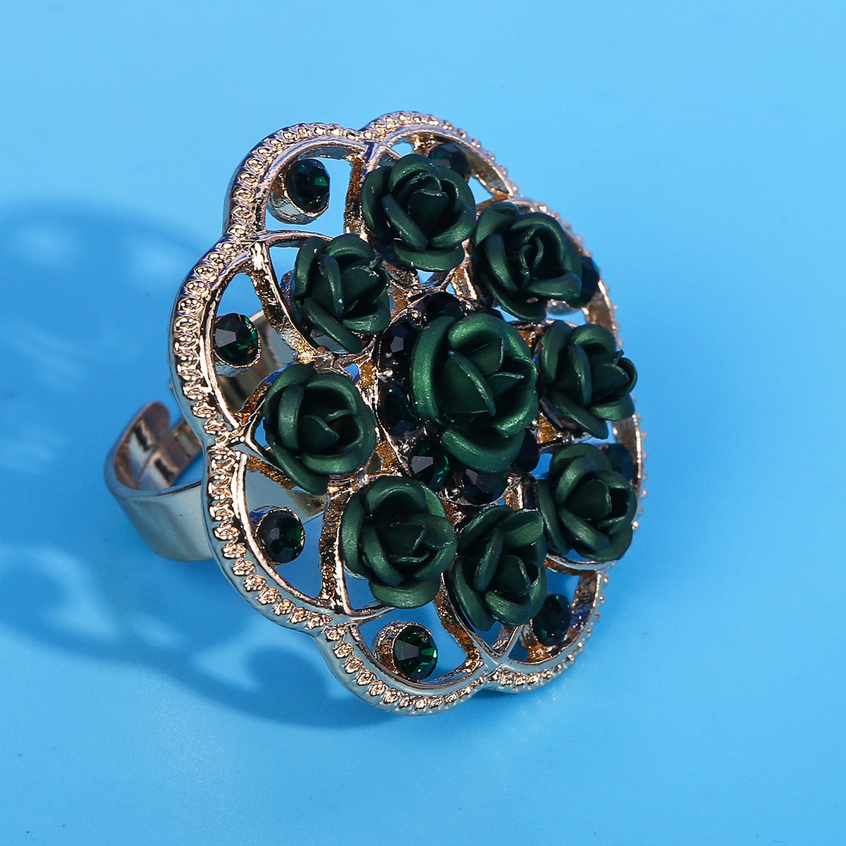 Fashion Rose Decorative Emerald Ring - ViktaShop