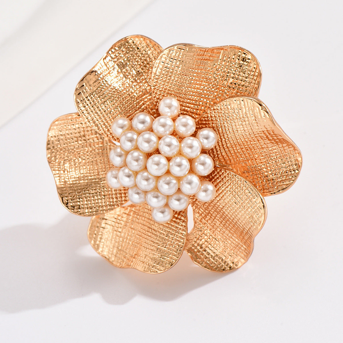 Retro Pearl Flower Open Ring – Exaggerated Design - ViktaShop