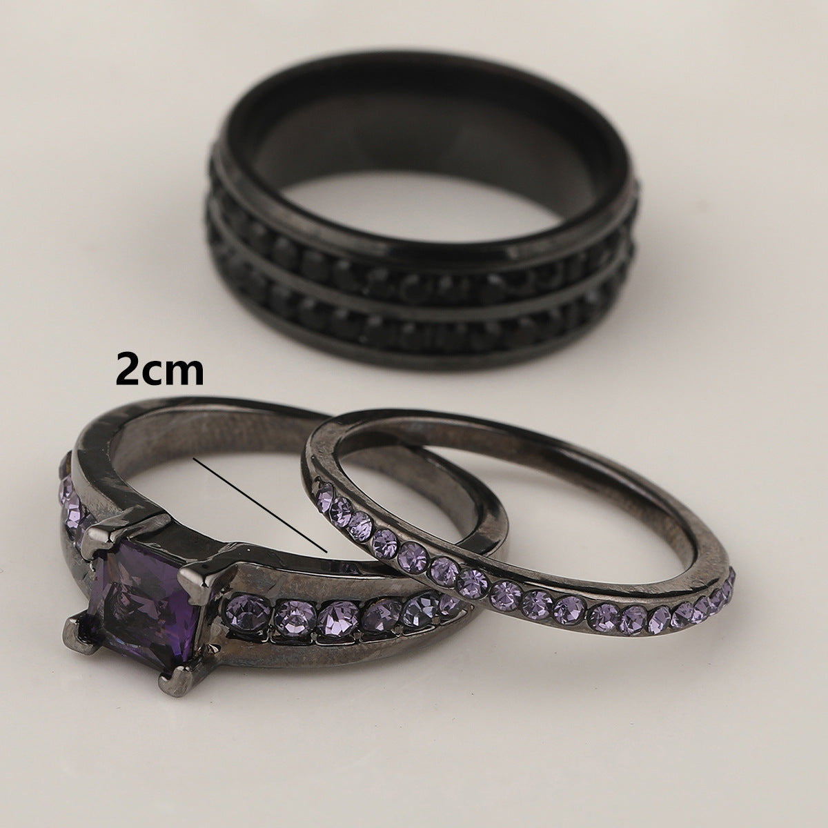 Black Gold Double Row Purple Diamond Ring - ViktaShop