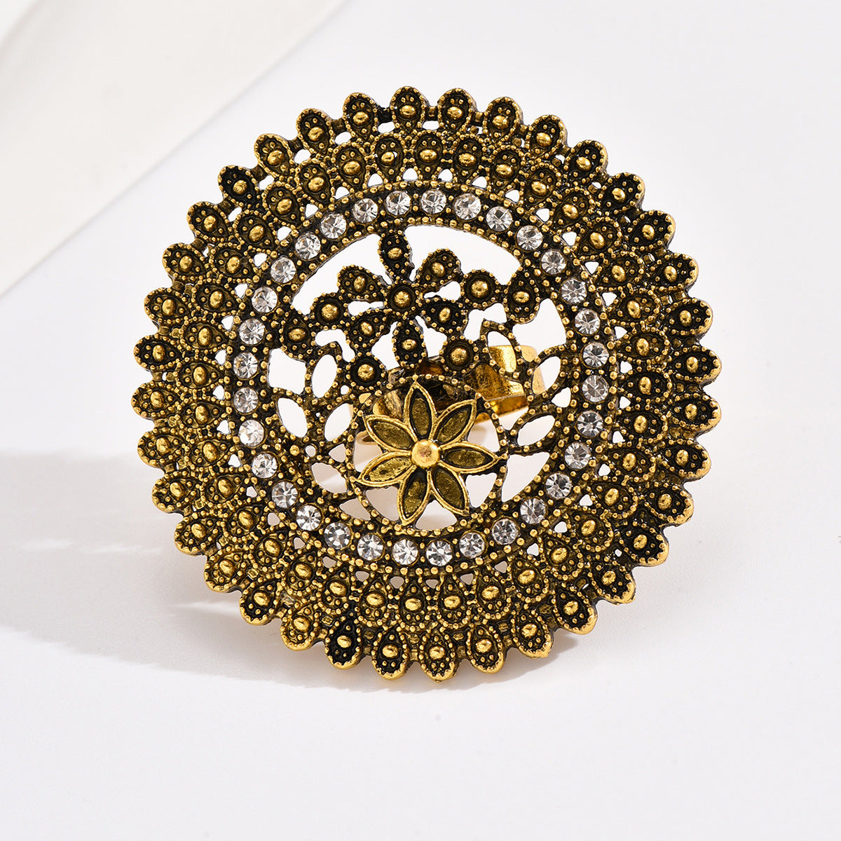 Vintage Hollow Engraved Flower - ViktaShop