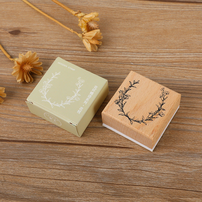 Light Retro Wooden Stamp – Butterfly, Cat & Wreath Motifs, 6 Options - ViktaShop