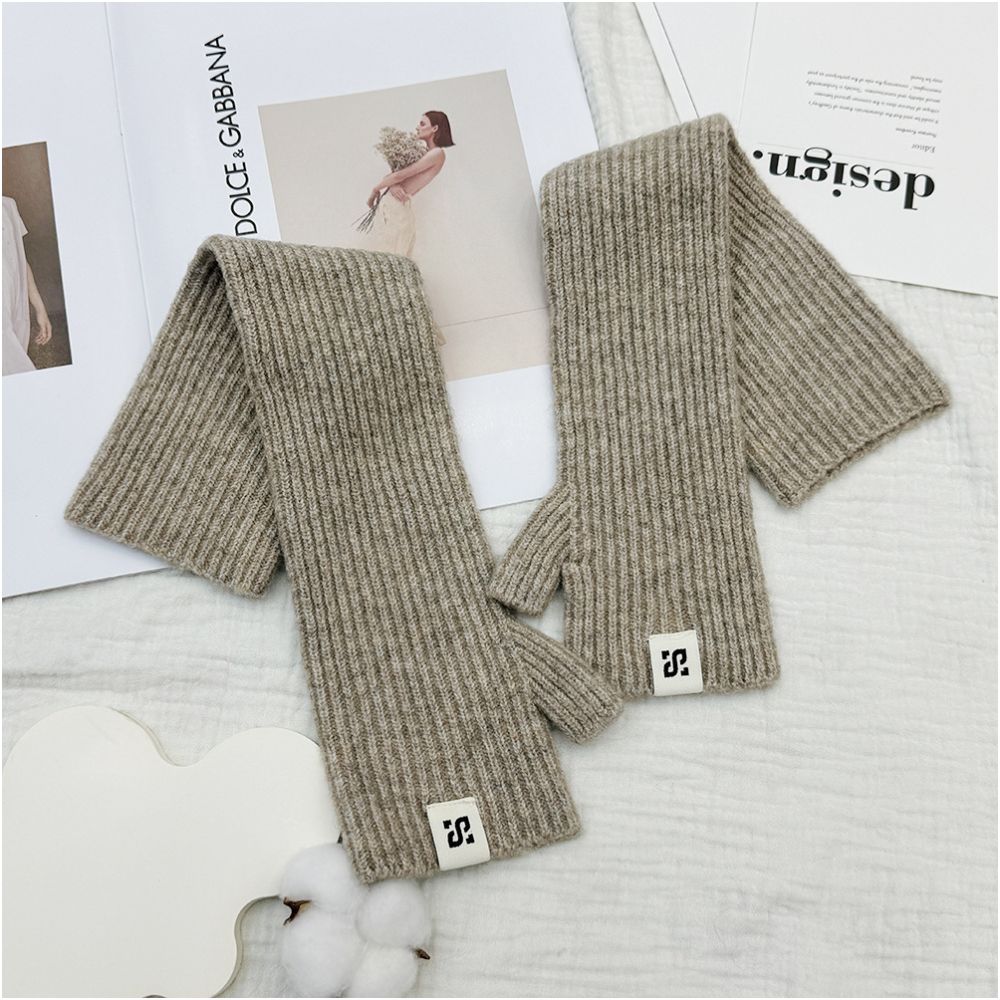 Long fingerless solid color sleeves - ViktaShop