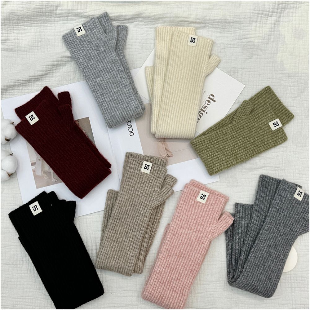 Long fingerless solid color sleeves - ViktaShop