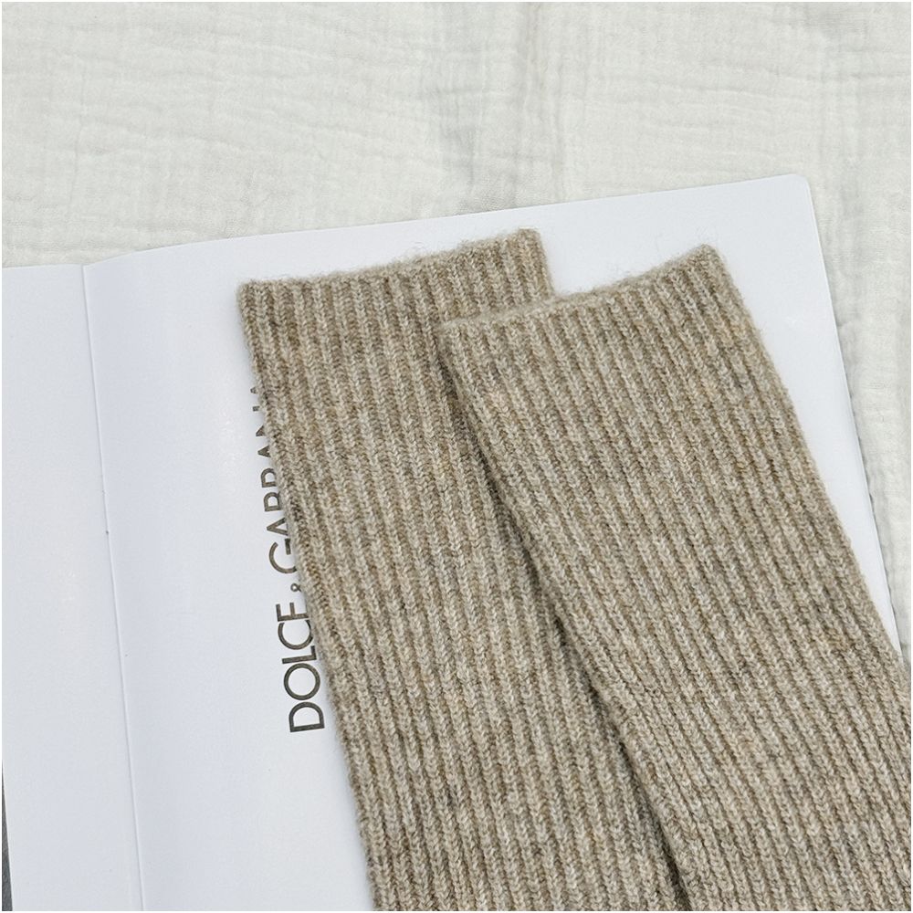 Long fingerless solid color sleeves - ViktaShop